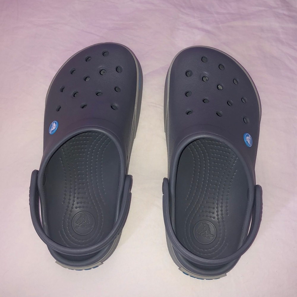 grey crocs + 10 free jibbitz!
